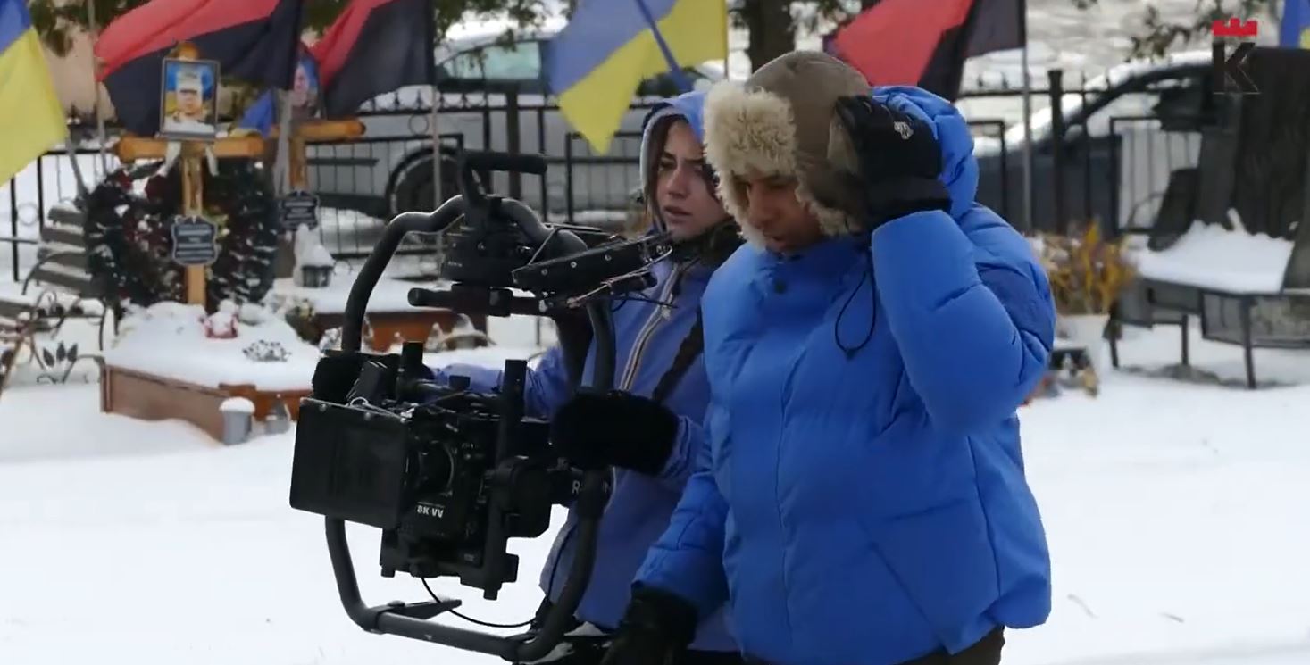 Французи на Калущині зняли сцену для фільму про українських біженців