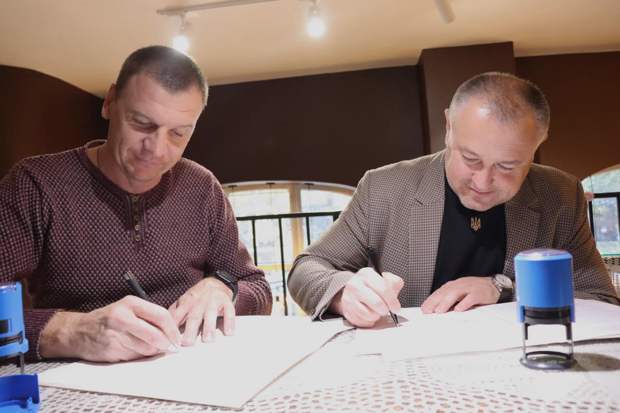 В очікуванні звільнення від окупантів: Долина і Генічеськ підписали меморандум про співпрацю (ФОТО)