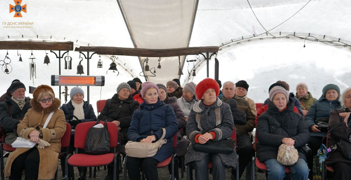 На Прикарпатті літнім людям розповіли про побутову безпеку у зимовий період