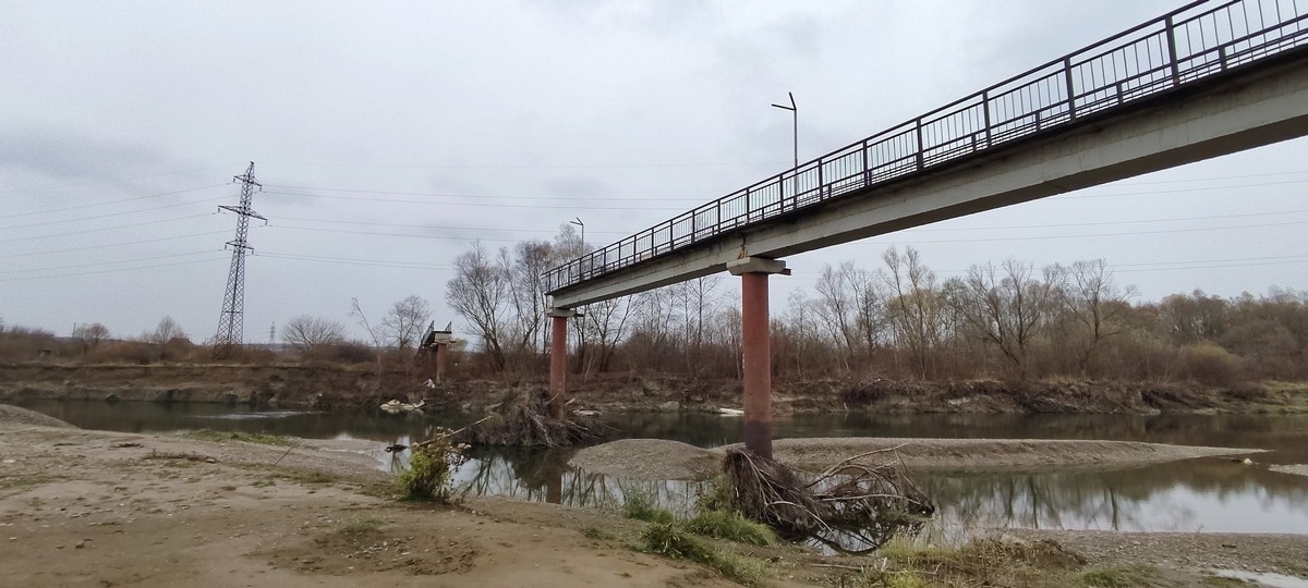 У березні мали б почати роботи, — Марцінків про відновлення пішохідного моста на Пасічну