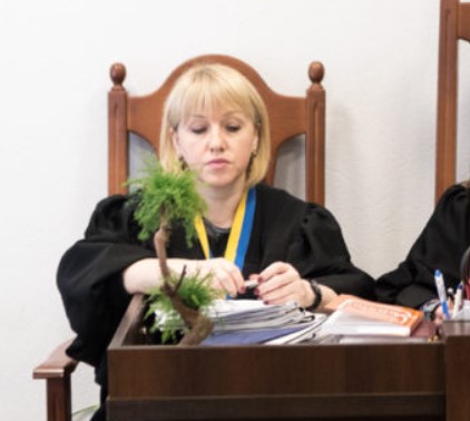 Голова Івано-Франківського міського суду задекларувала майже півтора мільйона гривень зарплатні у 2023 році