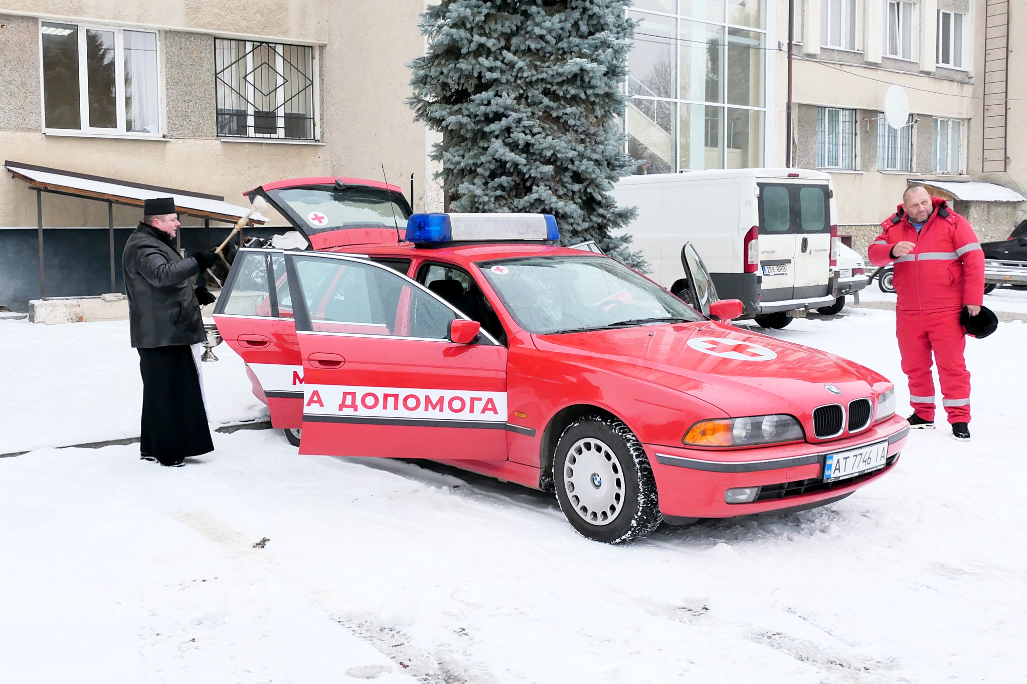 Тисменицька лікарня отримала BMW від партнерів з Німеччини (ФОТО)