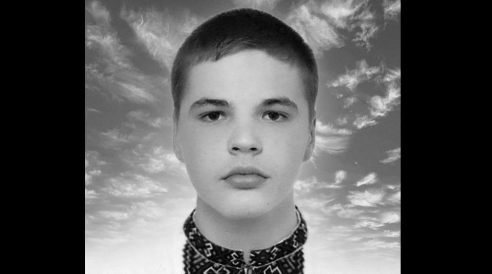 Поблизу Бахмута загинув молодий воїн Василь Непеляк з Надвірної