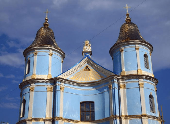 Великдень в Івано-Франківську: де і коли відбуватимуться богослужіння