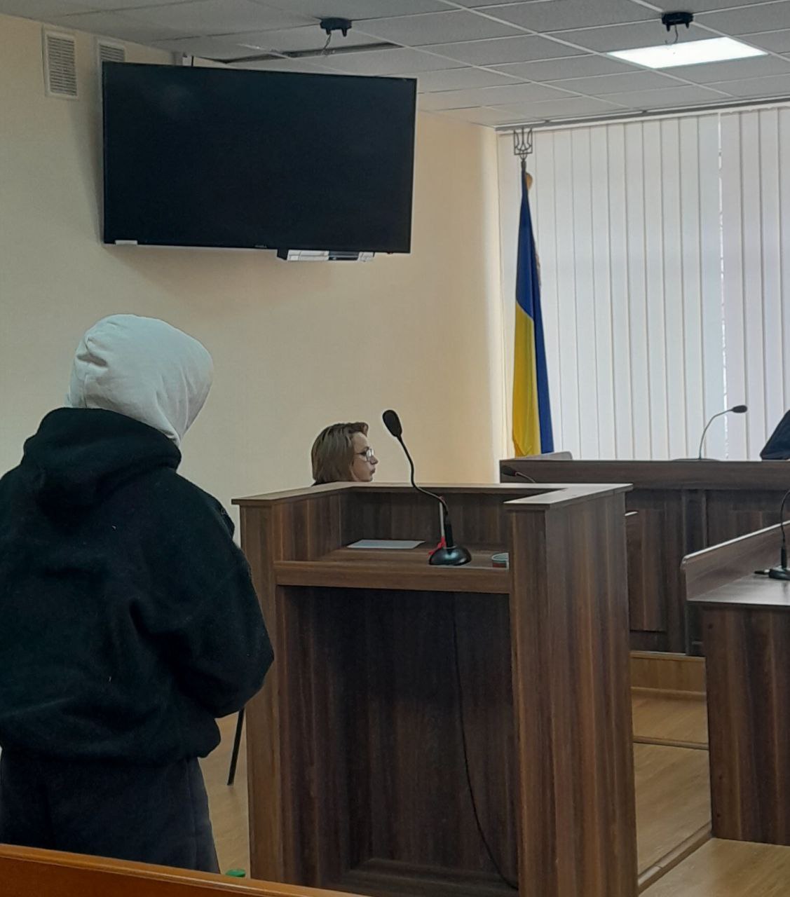 Вбивство немовляти на Калущині: суд відправив під цілодобовий домашній арешт 18-річну маму дитини (ФОТОФАКТ)
