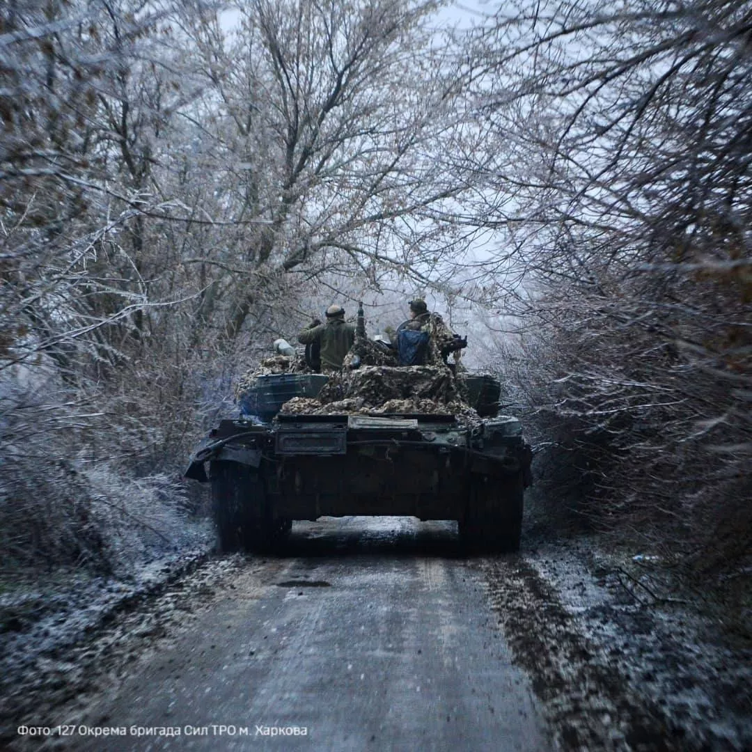 Ще 820 солдатів і 8 танків втратила рф в Україні — Генштаб