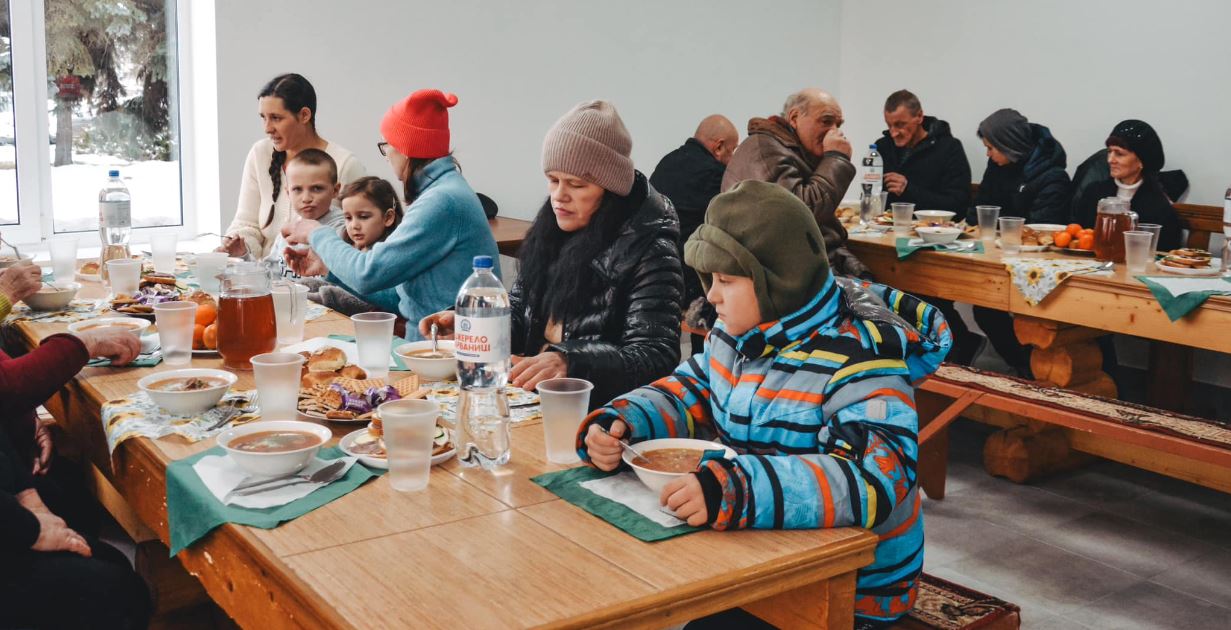 У Тлумачі відкрили благодійну їдальню для “потребуючих” (ФОТО)
