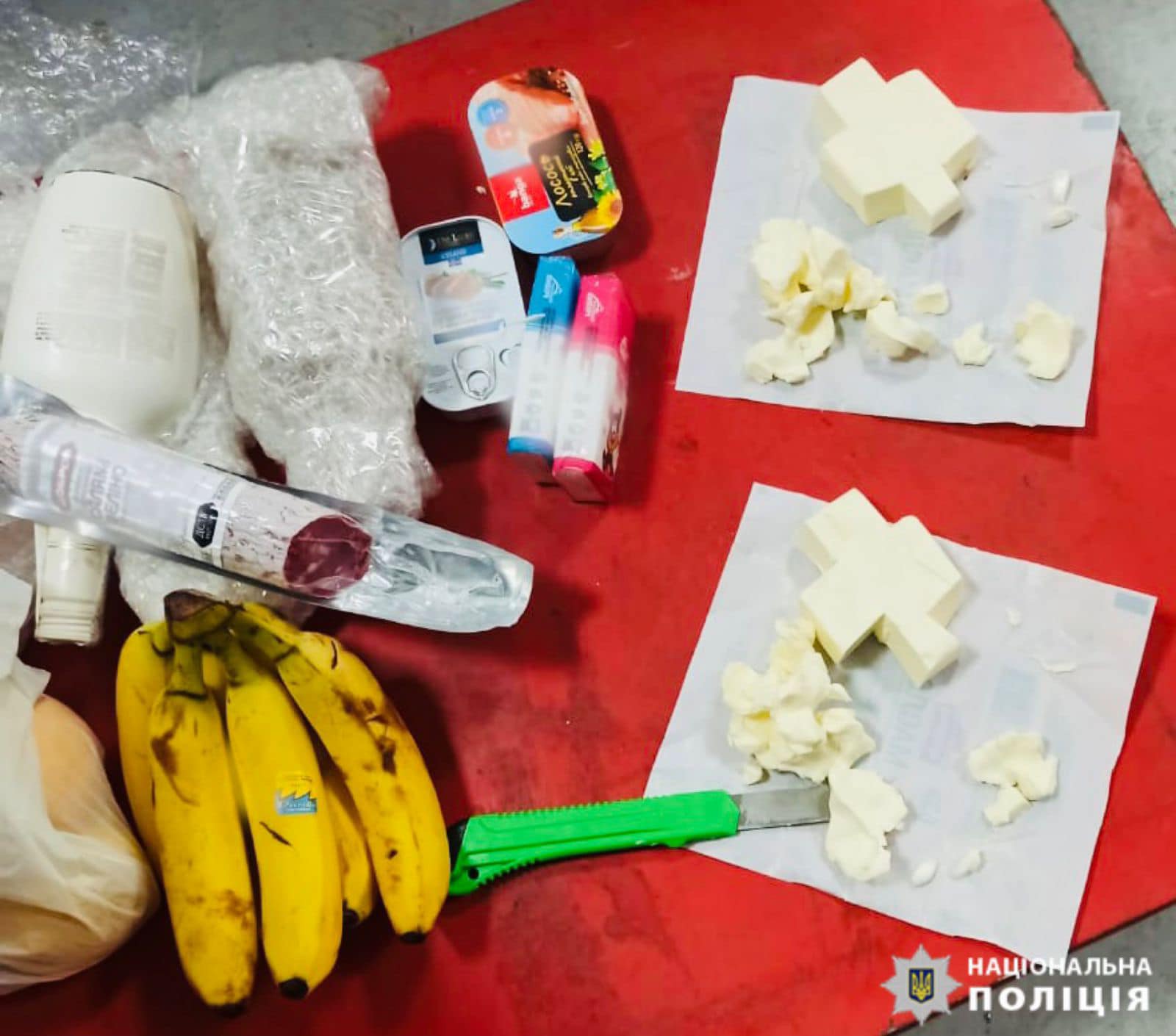 Таблетки в маслі: на Прикарпатті затримали чоловіка, який передавав наркотики у СІЗО (ФОТО)