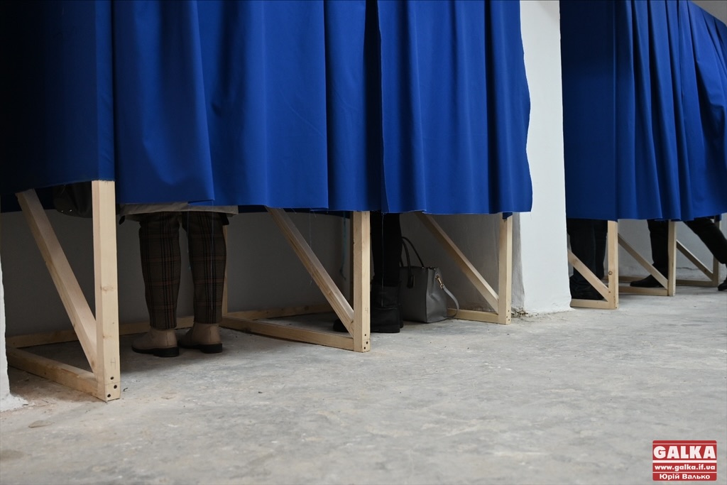 Як проходить другий тур виборів ректора медичного університету в Івано-Франківську (ФОТО)