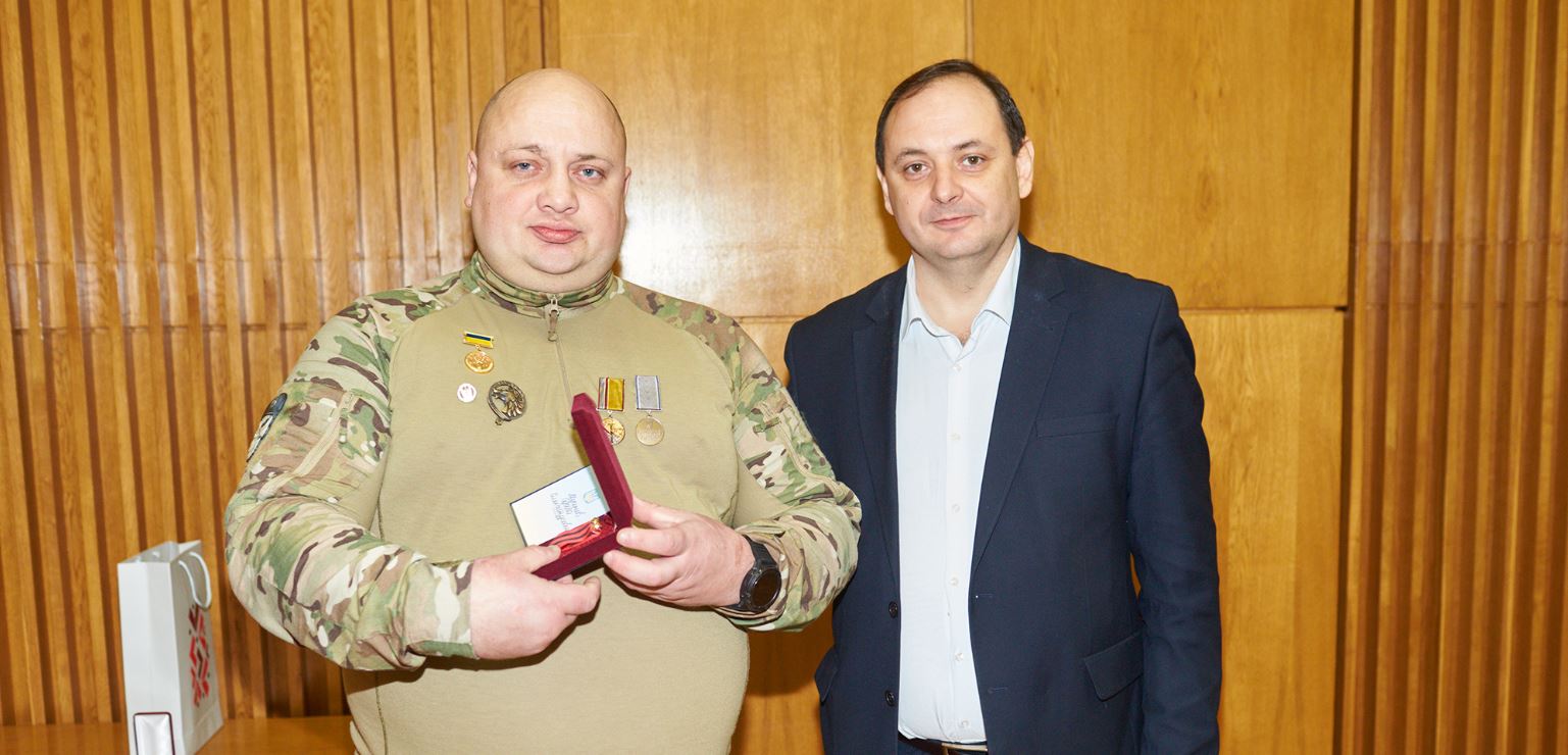 Захисник з Франківська Сергій Мерінов отримав відзнаку “Золотий Хрест”