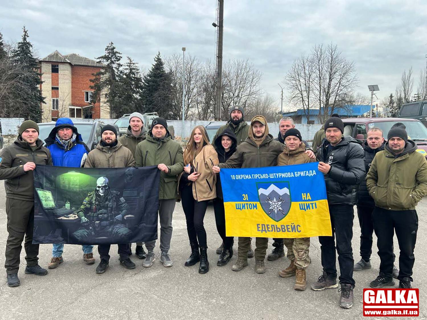 Дрони, машини, смаколики і не тільки: як франківські волонтери вкотре відвідали військових на Донбасі (ФОТО)