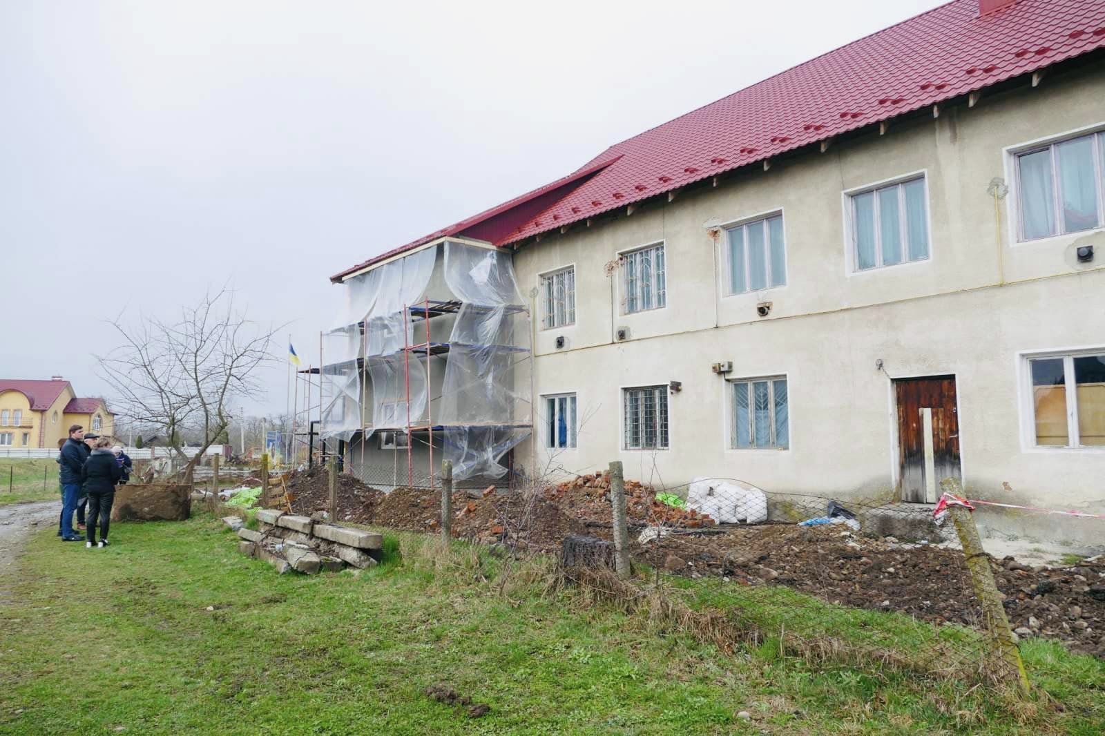 Під Калушем завершують будівництво соціального житла для сімей ВПО (ФОТО)