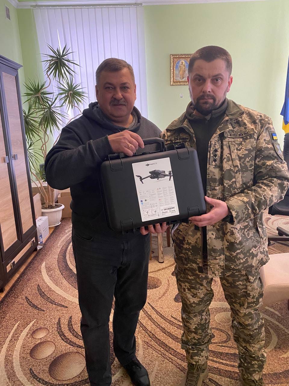 Військові віддячили Городенці за переданий коптер оригінальним подарунком (ФОТО)