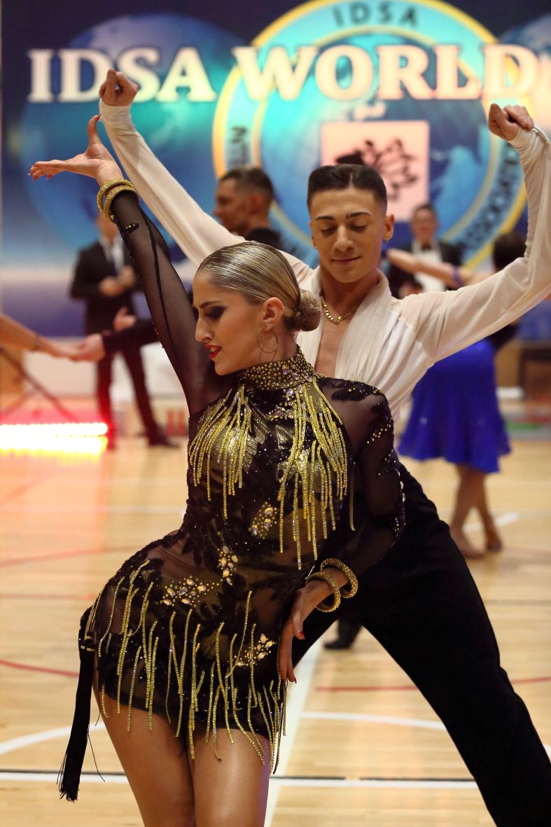 Франківські танцюристи привезли п’ять нагород з масштабного турніру у Польщі (ФОТО)