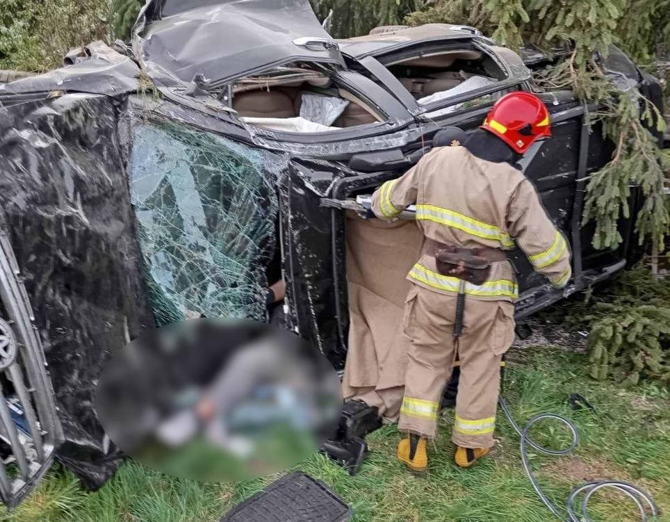 Загинув пасажир, водій — у комі: подробиці ДТП поблизу Тлумача
