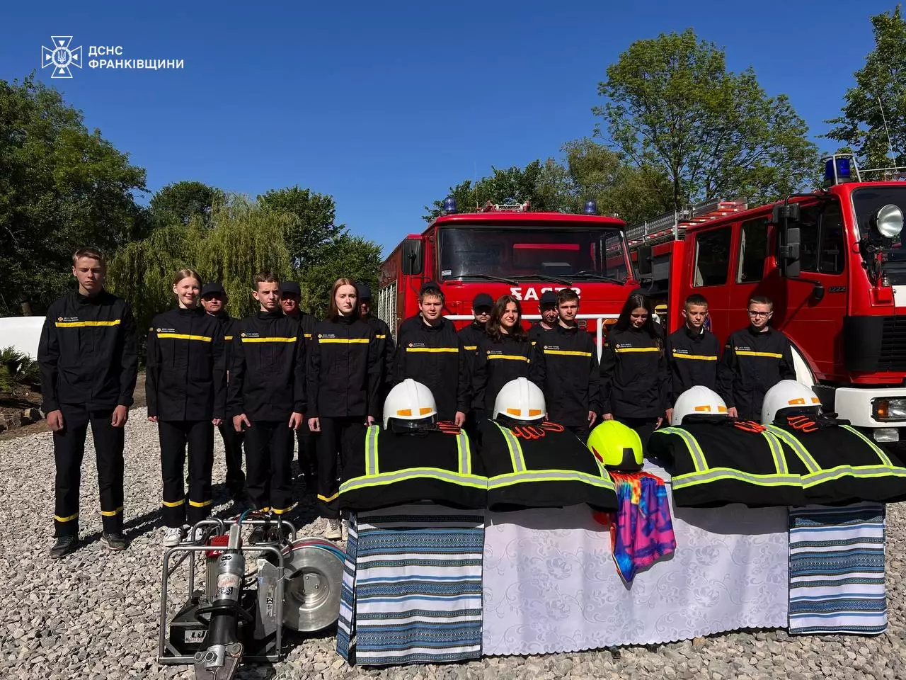У Тисменицькій громаді відкрили першу Добровільну пожежну команду (ФОТО)