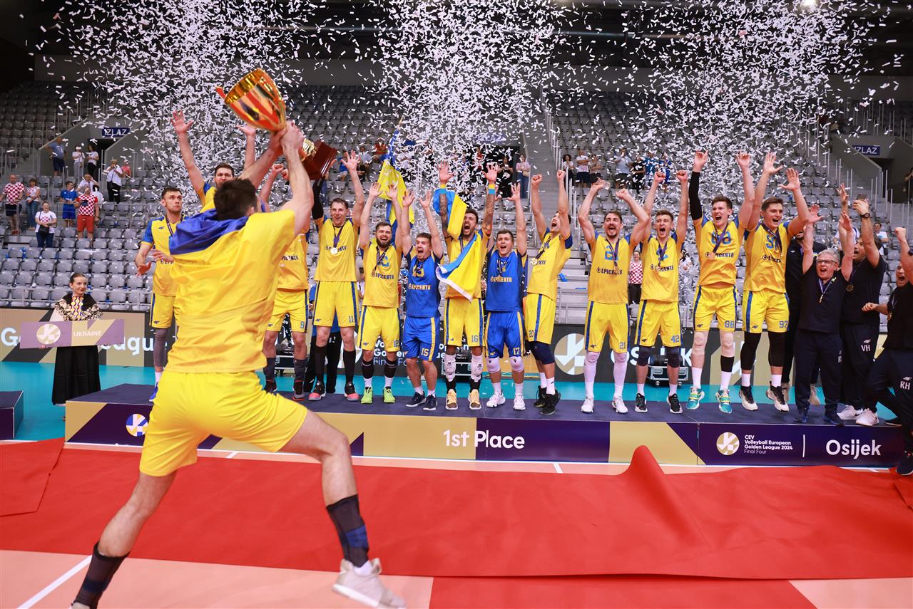 Збірна України, з франківцем у складі, перемогла у Золотій Євролізі з волейболу