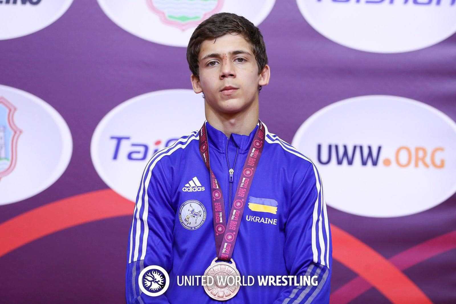Калушанин став бронзовим призером Чемпіонату Європи з вільної боротьби