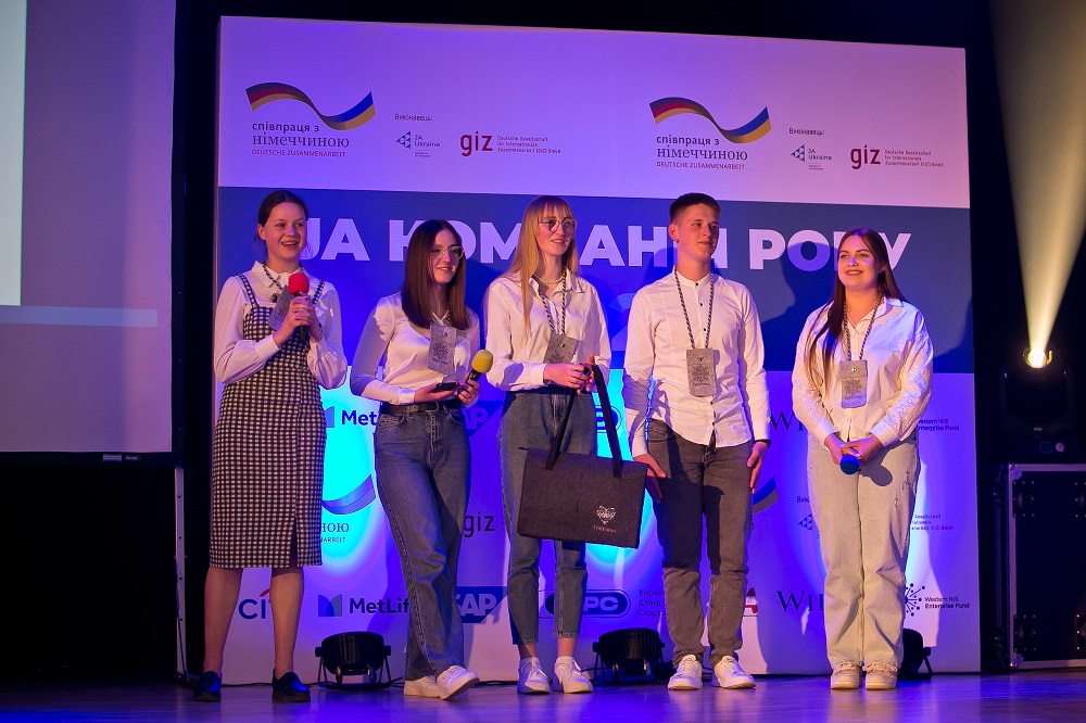 Франківські студенти – призери національного конкурсу молодіжного підприємництва (ФОТО)