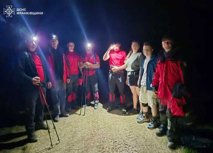 У горах Франківщини заблукав травмований киянин: допомогли рятувальники