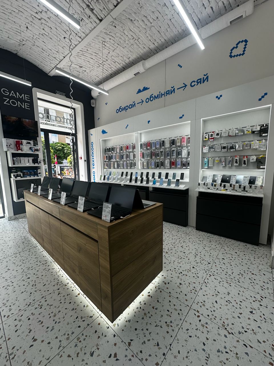 Новий магазин цифрової техніки МТА тепер і в Івано-Франківську