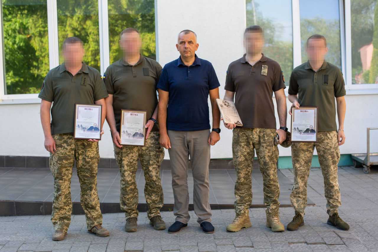 У Франківську нагородили працівників військового госпіталю (ФОТО)