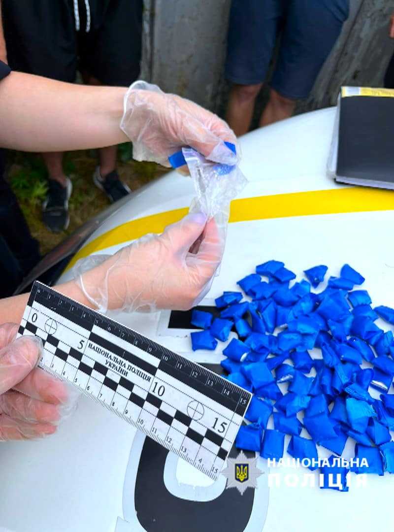Виявили 100 грамів наркотиків: у Коломиї затримали 26-річного “наркобарона” (ФОТО)