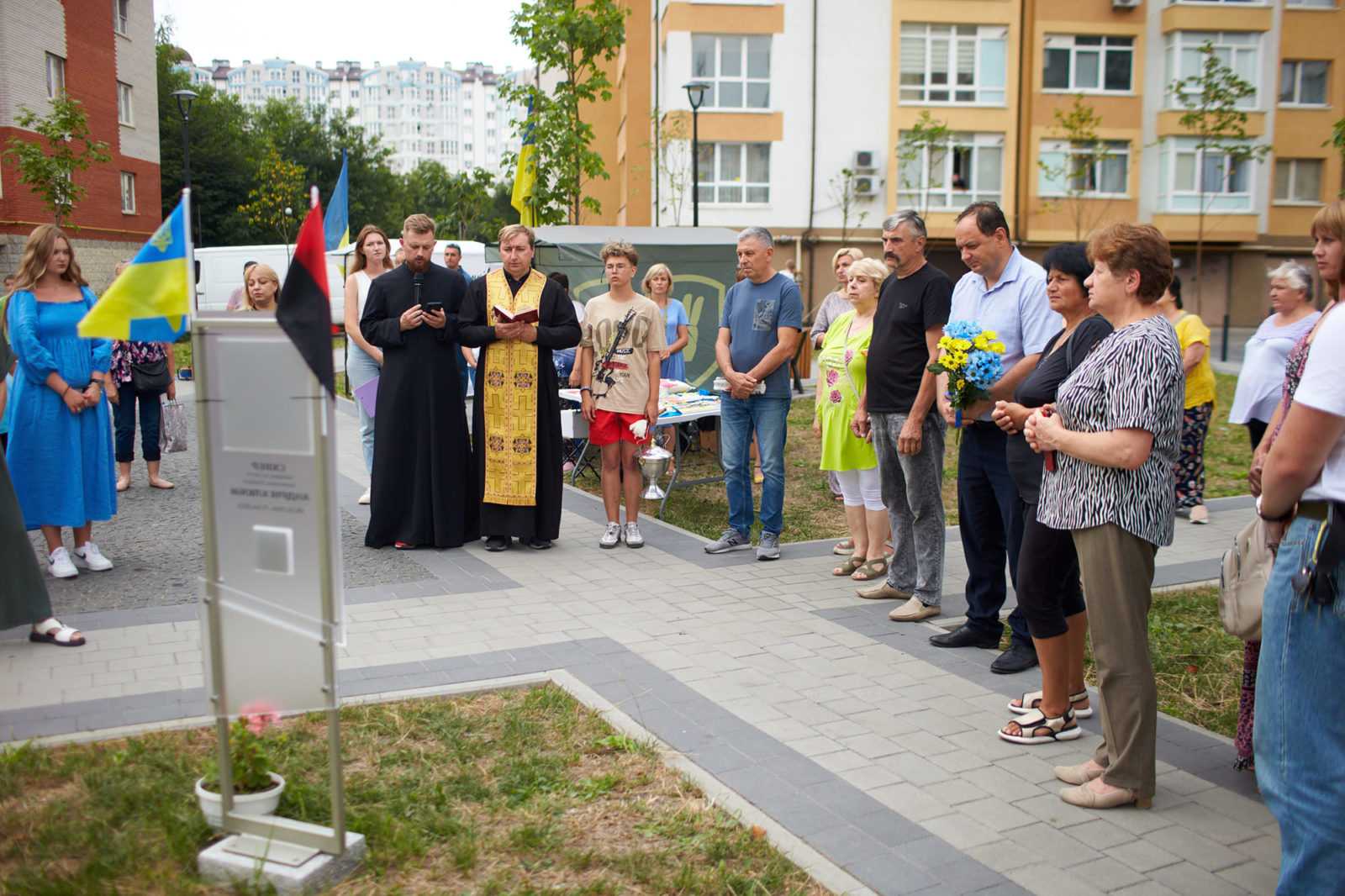 Пам’яті Андрія Клюби: у Франківську відкрили дошку та назвали сквер пам’яті загиблого воїна (ФОТО)