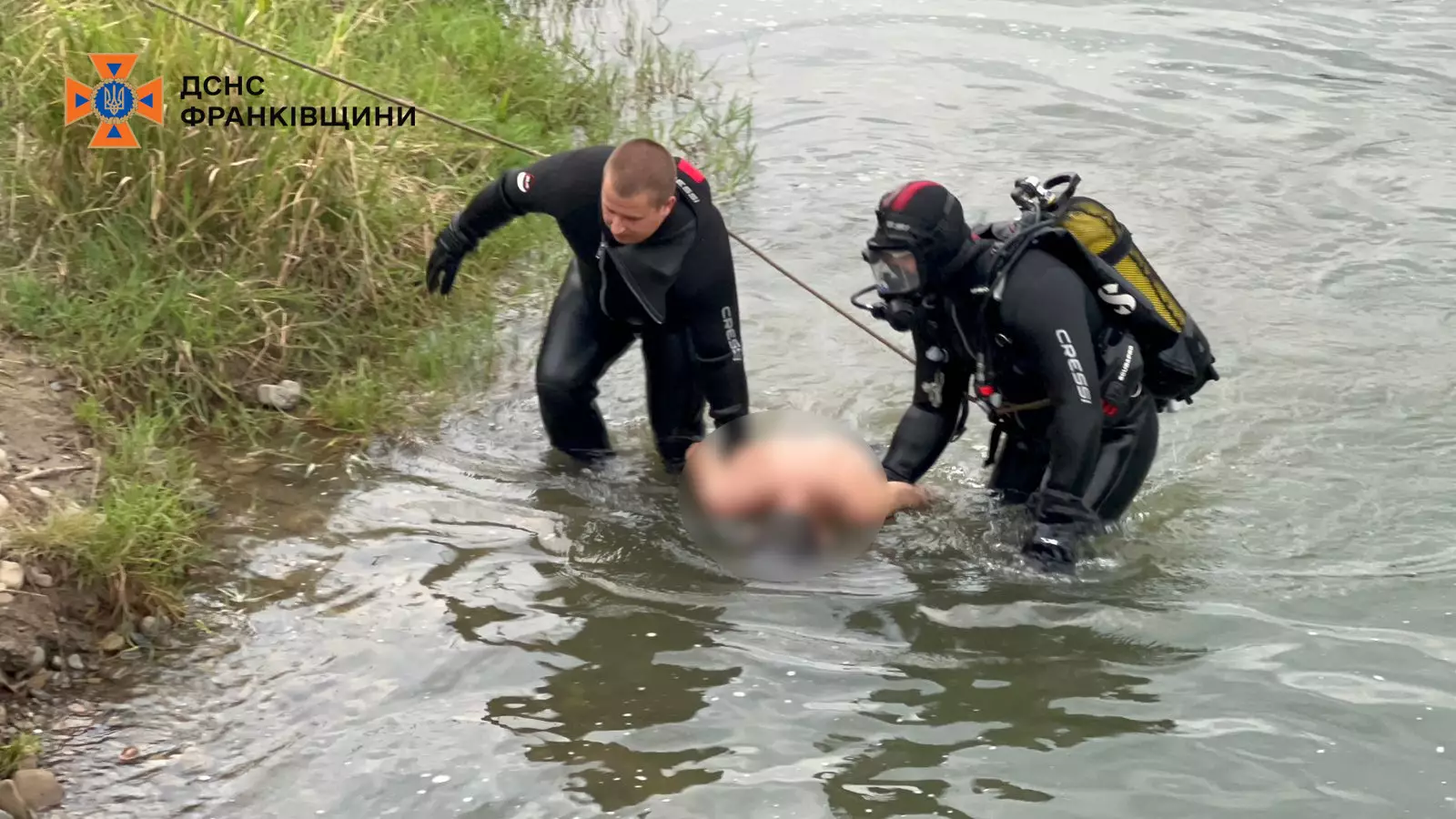 У Надвірній в Бистриці-Надвірнянській втопився 45-річний чоловік (ФОТО)