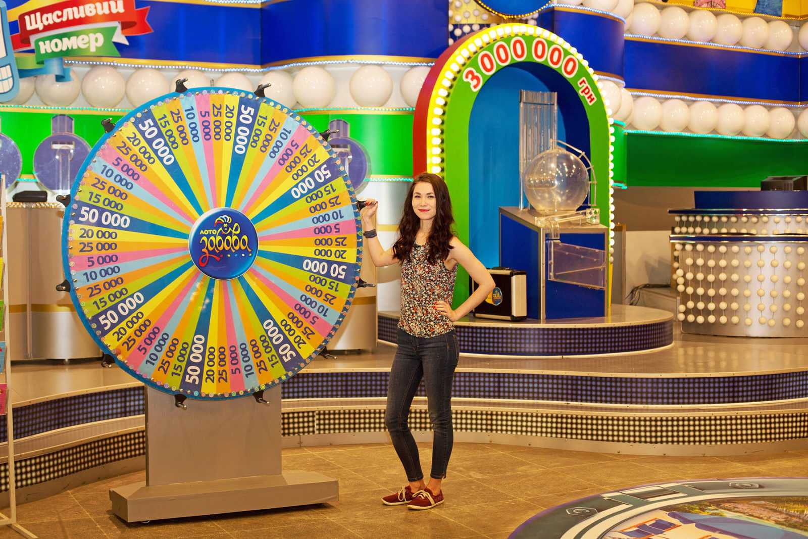 Пенсіонерка у Калуші купила лотерейні білети на день народження та виграла 190 тисяч
