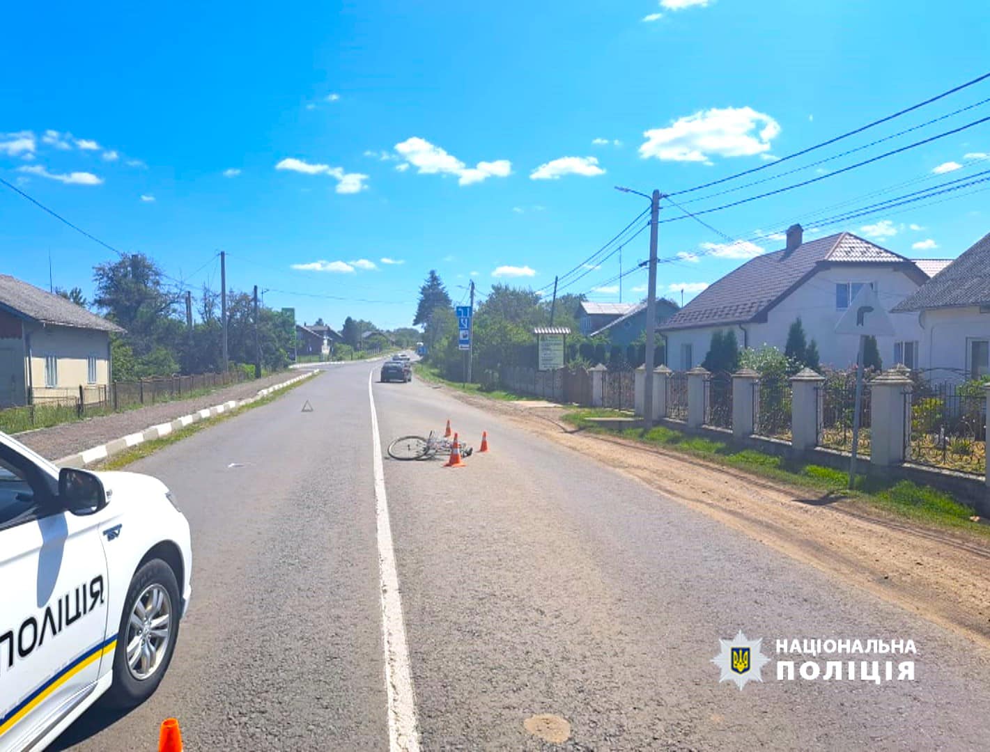 У Болехівській громаді водій Skoda наїхав на велосипедистку (ФОТО З МІСЦЯ)