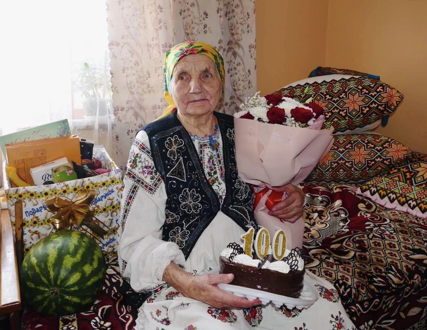 100-літній ювілей відзначила прикарпатка Марія Родзінська (ФОТО)