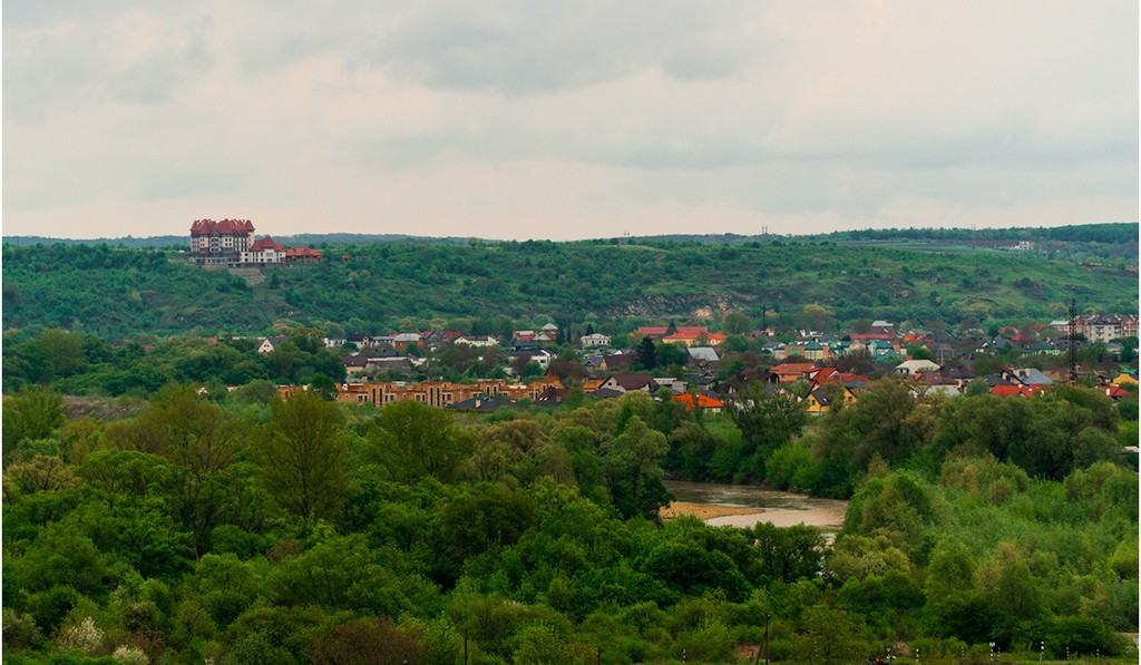 Переваги життя у Пасічній та три комфортних ЖК, в яких ще можна купити квартиру