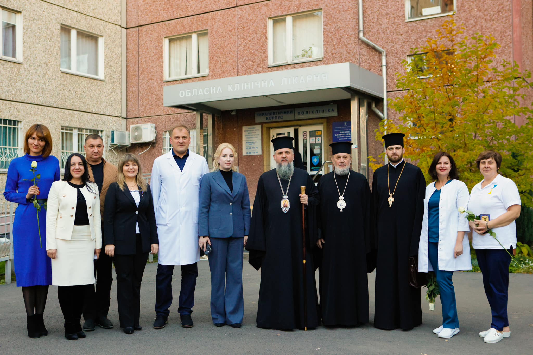 Глава ПЦУ Епіфаній зустрівся з воїнами у франківській лікарні (ФОТО)