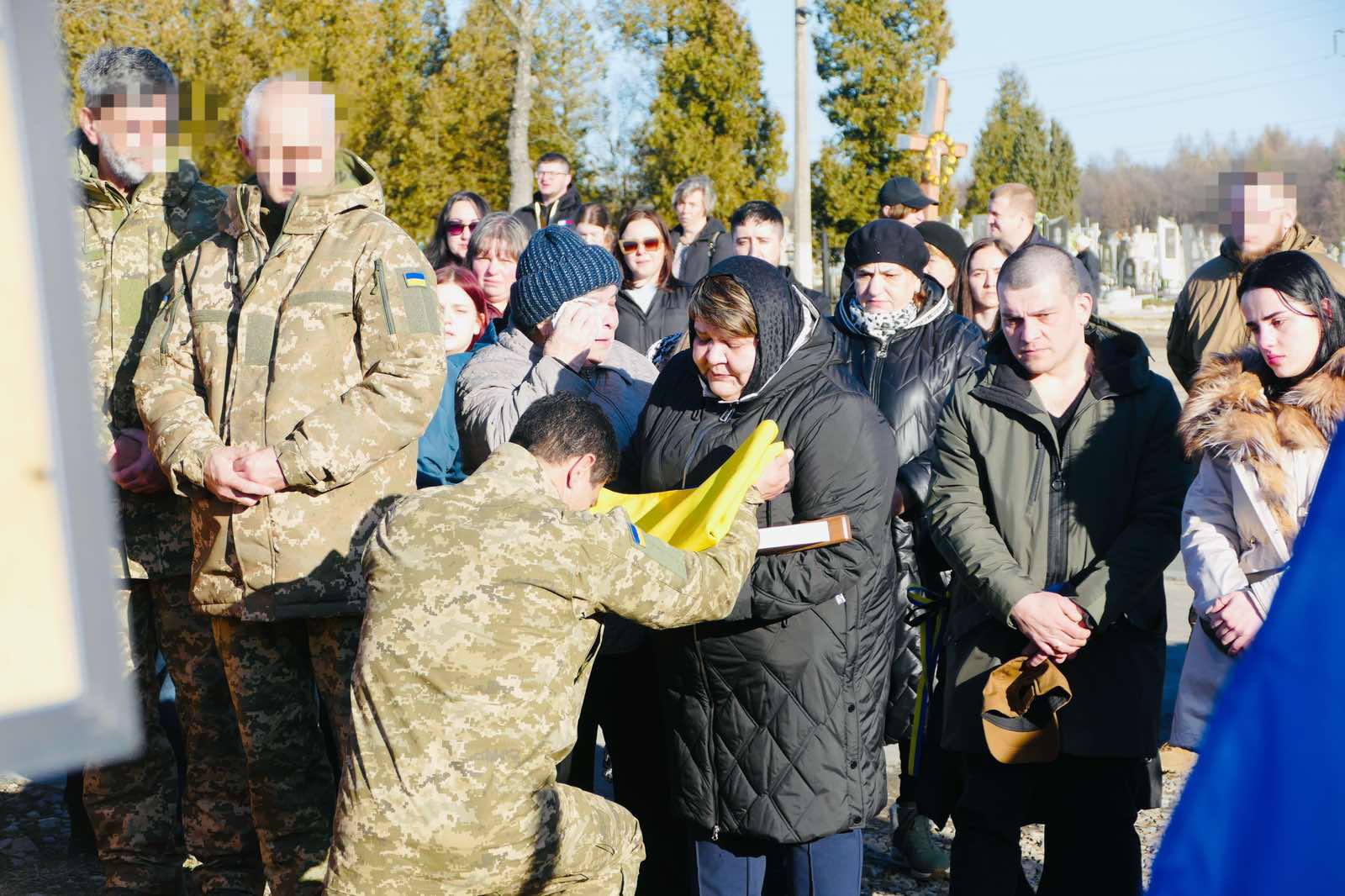 “Я йшов, помилявся, і йшов далі”: у Калуші попрощались з воїном Станіславом Соломчаком (ФОТО)