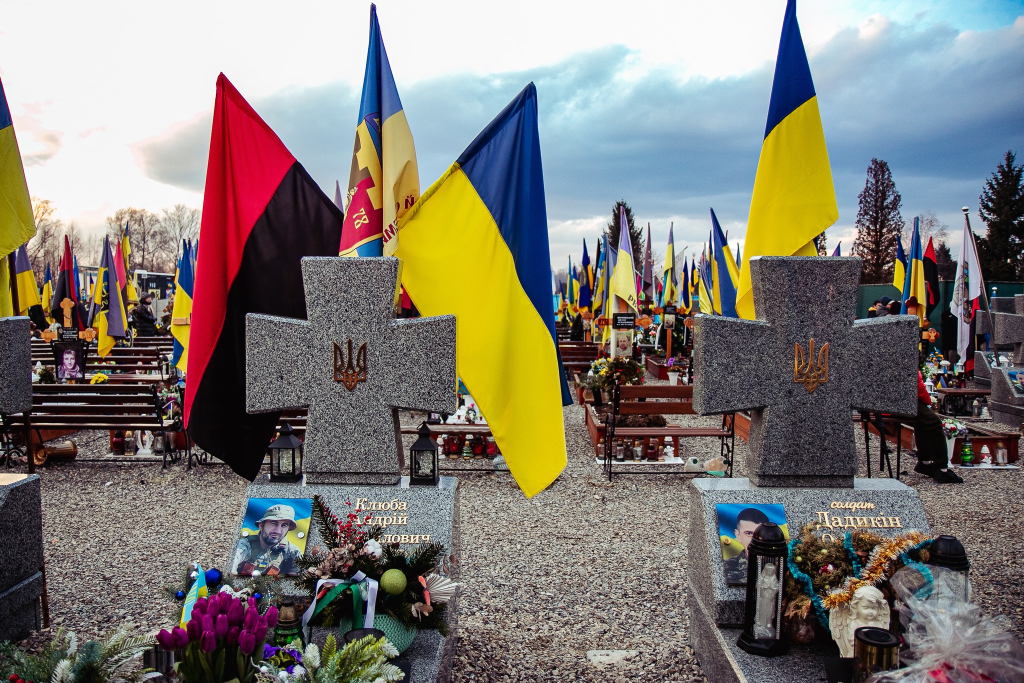 В Івано-Франківську на Алеї Героїв провели “Тиху коляду” (ФОТО)