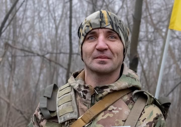 Андрій Гуменюк з Коломийщини отримав “Золотий хрест” за знищення ворожих дронів та операторів FPV