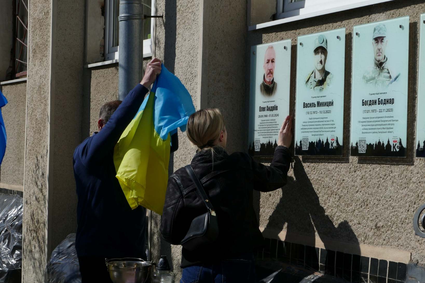 У Калуші відкрили меморіальні дошки на честь трьох полеглих воїнів Сергія Гашука, Ігоря Кащака та Олега Андрієва