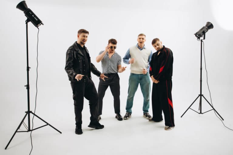 “Свого часу це був неймовірний хіт”: франківські артисти переспівали пісню “Двоє” гурту “Фантом 2” (ФОТО, ВІДЕО)