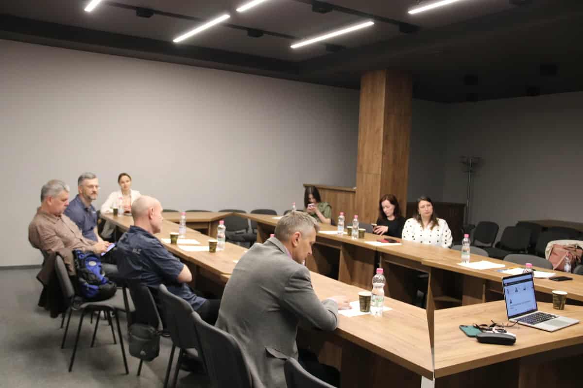 Про вигорання у час війни, дезінформацію та силу слова: інструкція для журналістів і не тільки (ФОТО)