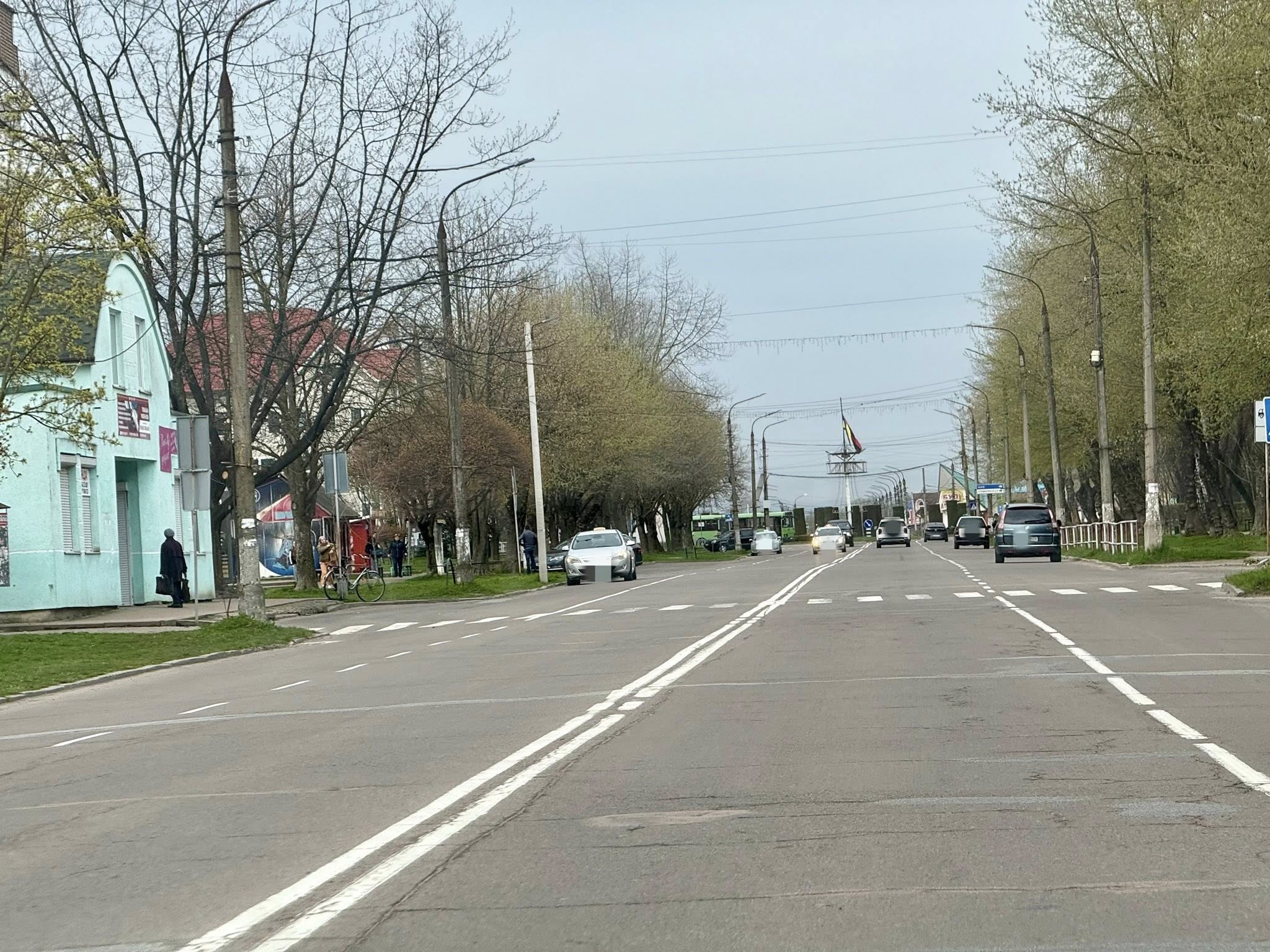 У Калуші взялися за ремонт доріг після зими: першочергово - на маршрутах автобусів (ФОТО)
