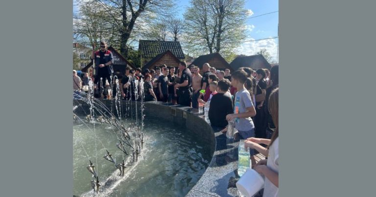 У Поливаний понеділок калуські муніципали “розганяли” молодь пострілами: поліція розпочала перевірку (ВІДЕО)