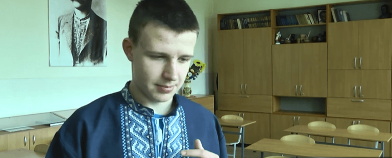 “Свого часу педагоги не хотіли з ним працювати”: історія найкращого учня Олександра Малініна з Франківська (ВІДЕО)