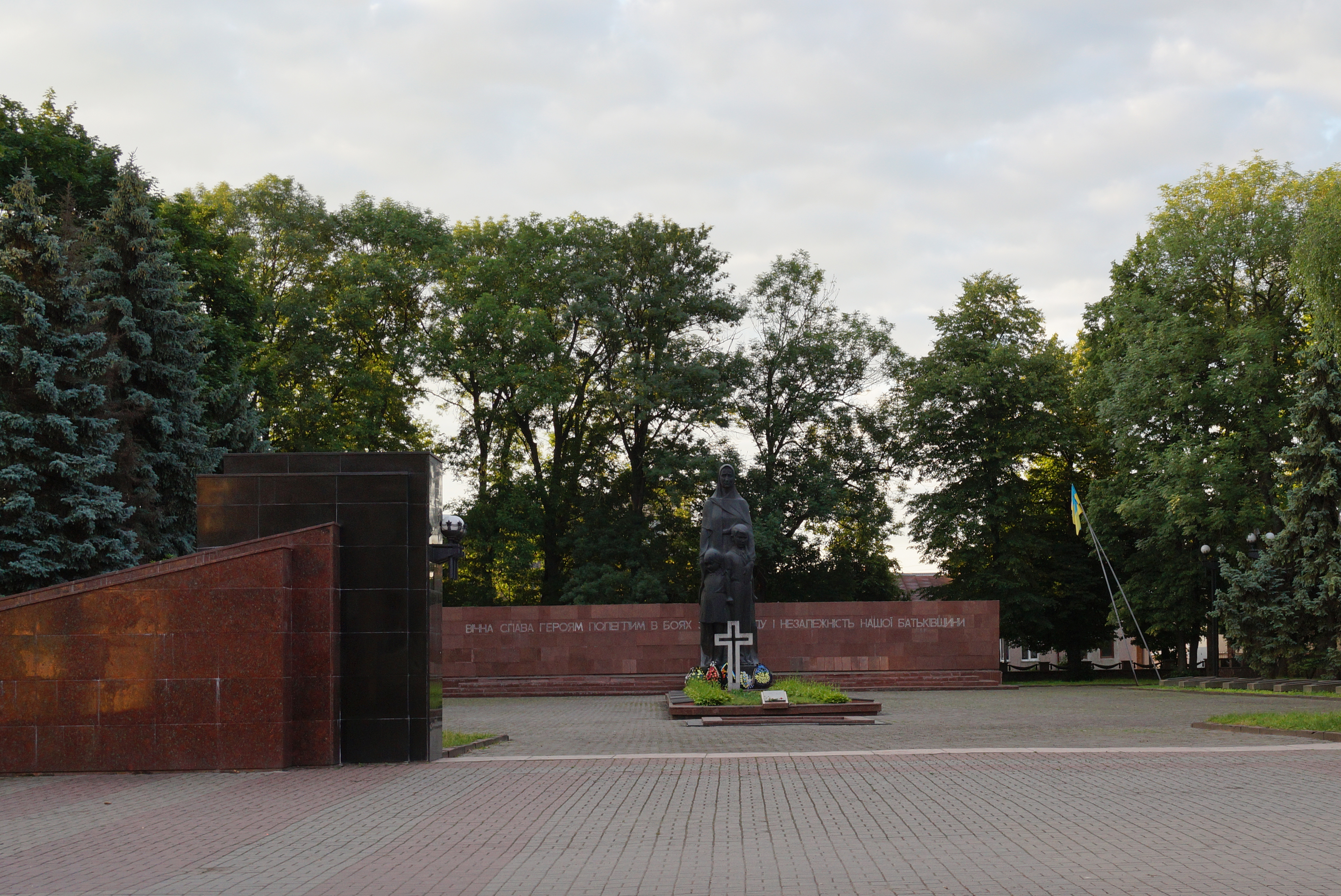 «Треба, в першу чергу, міняти радянські труби, щоб була чиста вода, а не назви»: історик про потенціал і «слабкі місця» Франківська (ФОТО)