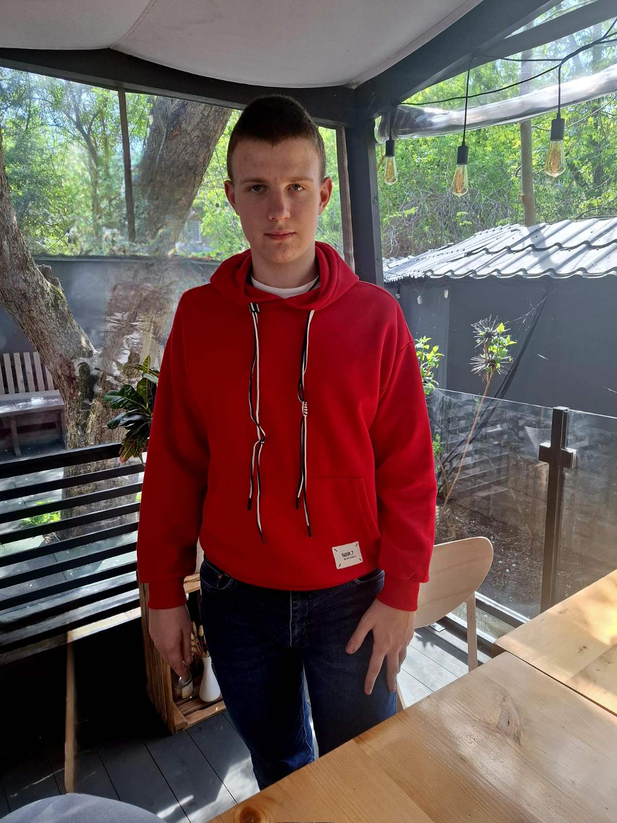 “Я б хотів винайти ліки для невиліковних хвороб”: історія франківського школяра, який став “Учнем року” (ФОТО)
