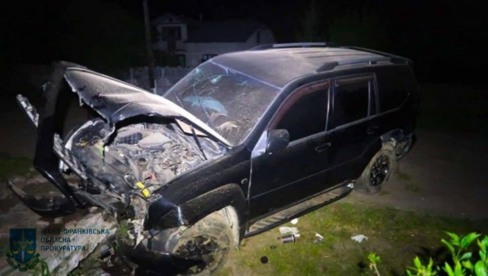 На Прикарпатті суд арештував водія Land Cruiser, який п’яним із пасажирами потрапив у ДТП (ФОТОФАКТ)