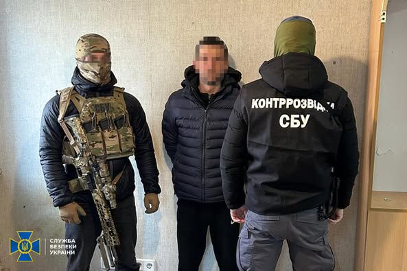 Прикарпатська СБУ затримала трьох агентів, причетних до ворожих ІПСО (ФОТО)