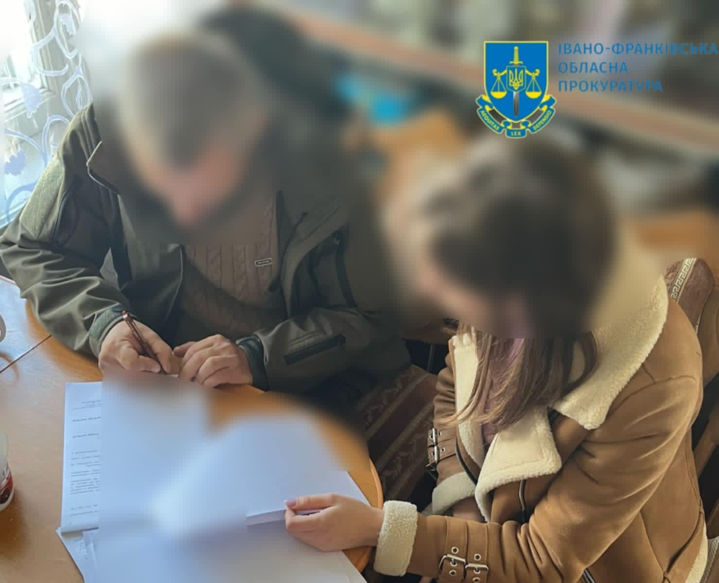 4 мільйони збитків: на Прикарпатті судитимуть директора лісгоспу, який продавав дуб за півціни (ФОТОФАКТ)
