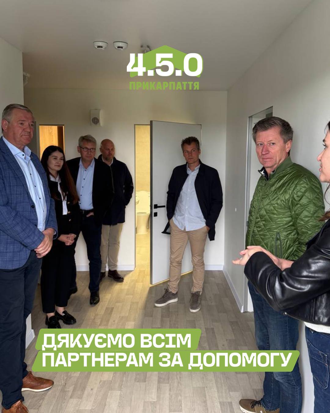 Реабілітаційний центр “4.5.0 ПРИКАРПАТТЯ” отримав спеціалізований автобус від благодійників (ФОТО)