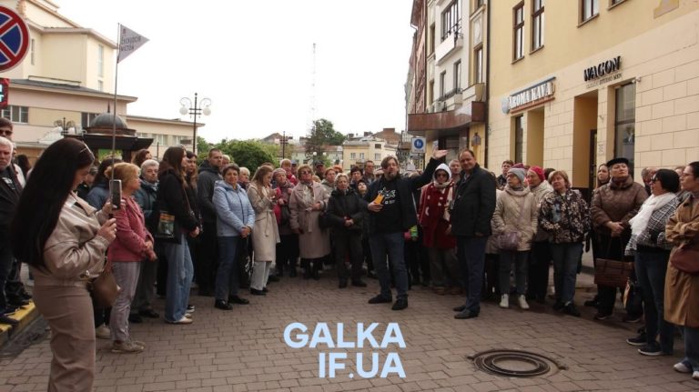 Таємна екскурсія від мера: Марцінків показав франківцям і гостям місто (ФОТО, ВІДЕО)